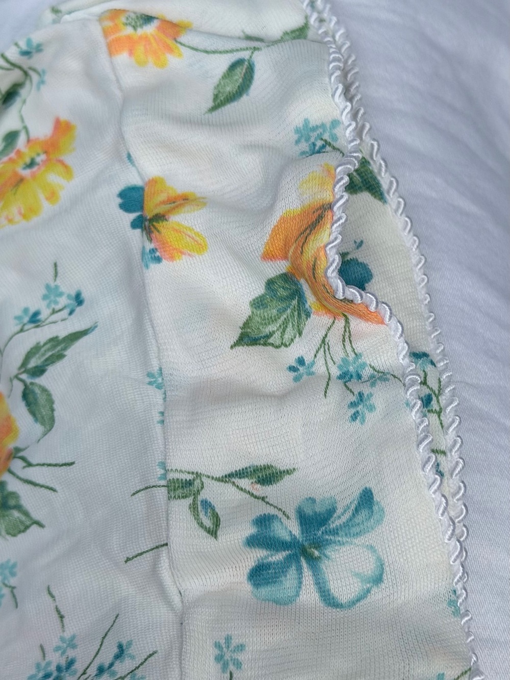 VINTAGE Floral Button-Front Housecoat Robe - Yellow Blue Roses Duster - Picture 4 of 6